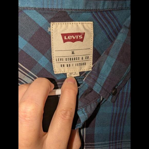 Levis Men Button Up Shirt XL Blue Plaid Logo Pockets Long Sleeve Collar - Picture 3 of 5